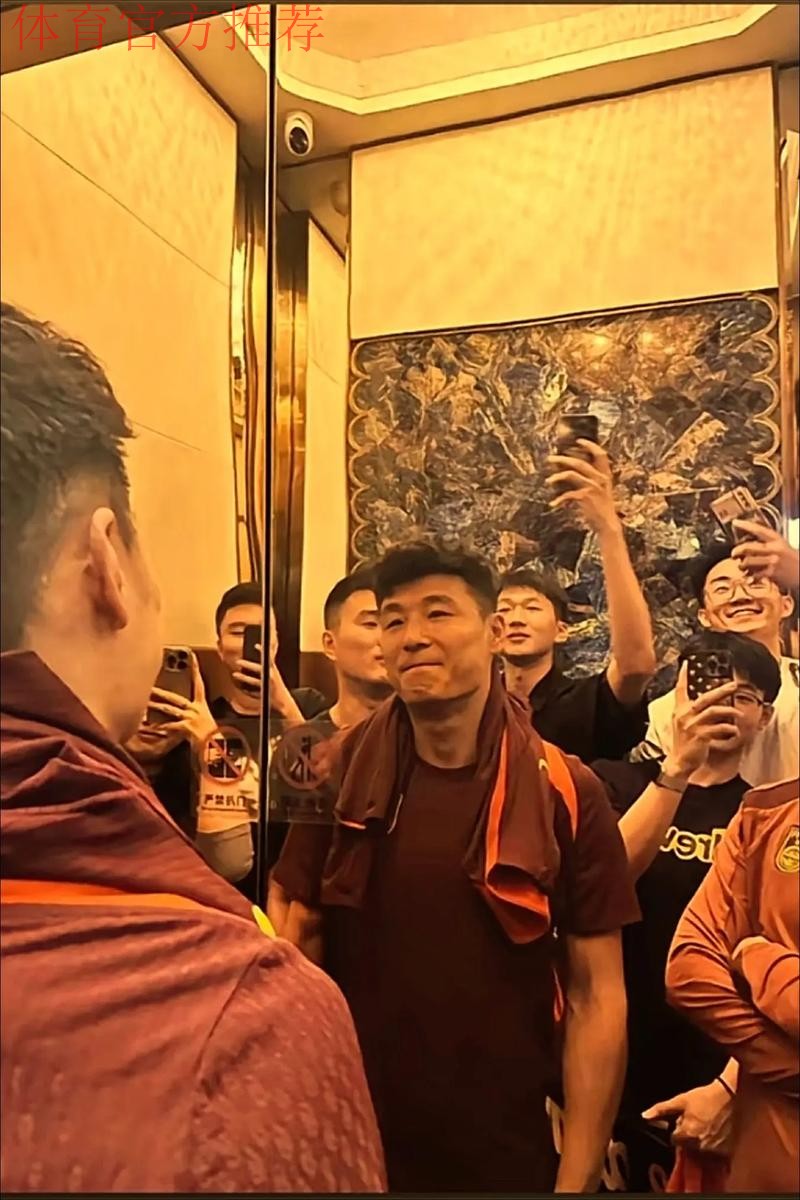 对话武磊:为了我们共同的梦想,一起加油吧! 对话武磊:为了我们共同的梦想,一起加油吧!